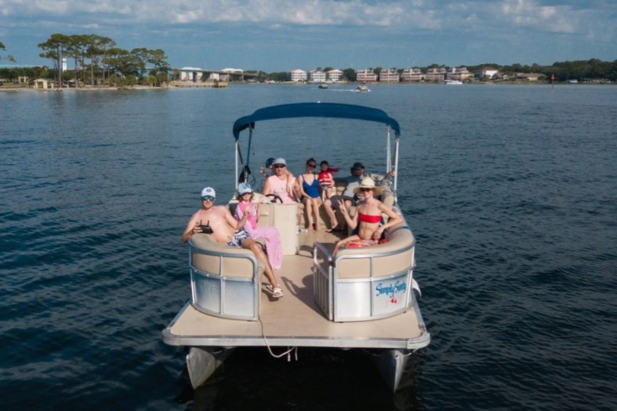 Pontoon boat in Destin, Florida, 2019